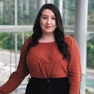 Meet your Posher, Toni-marie